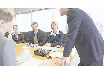 人员配备，为什么要对主管人员进行考评？